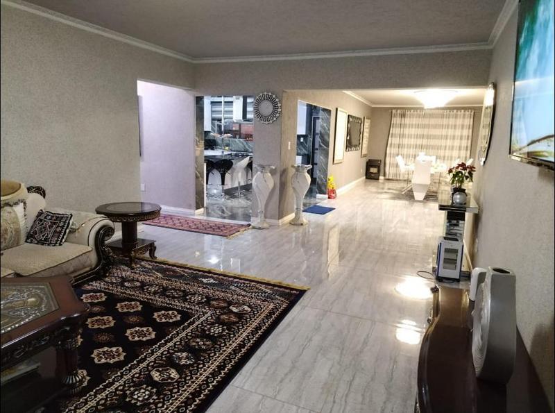 4 Bedroom Property for Sale in Ohenimuri Gauteng