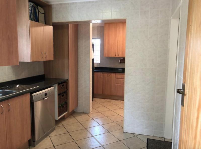 3 Bedroom Property for Sale in The Wilds Gauteng