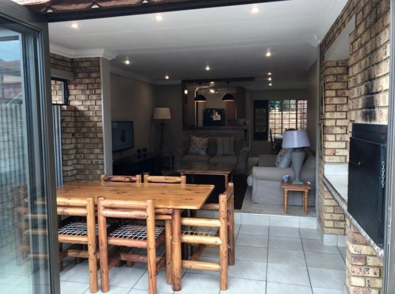 3 Bedroom Property for Sale in The Wilds Gauteng
