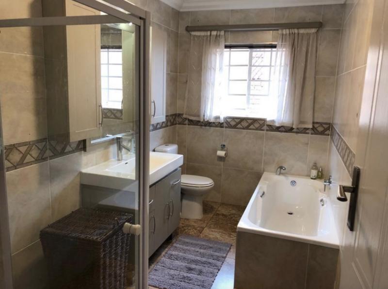 3 Bedroom Property for Sale in The Wilds Gauteng