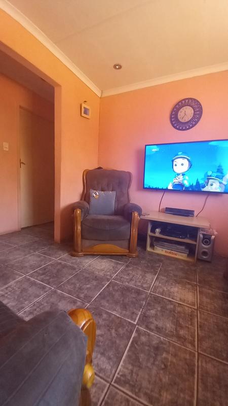 2 Bedroom Property for Sale in Lawley Gauteng