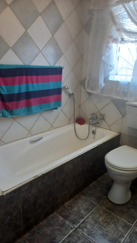 2 Bedroom Property for Sale in Lawley Gauteng