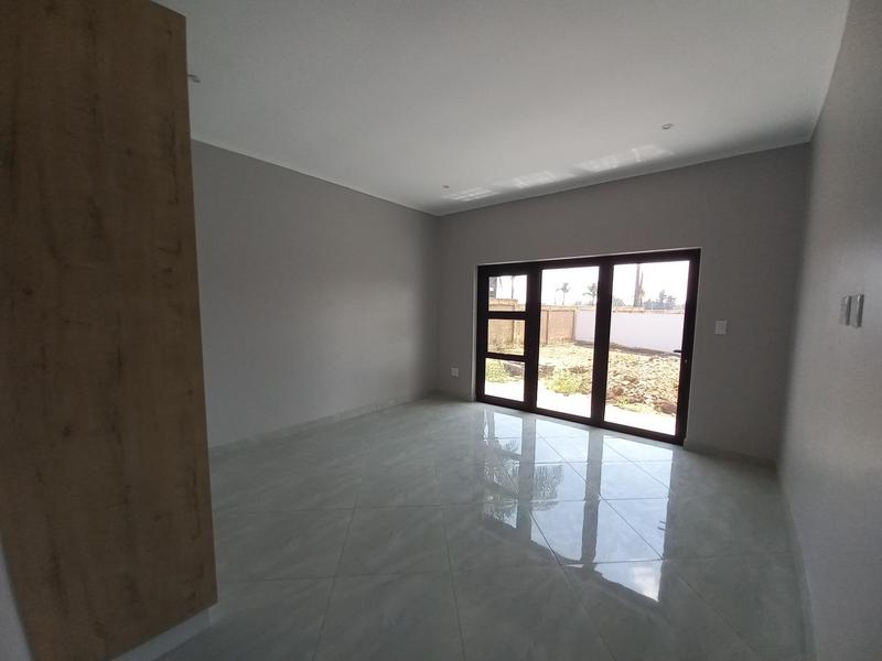 5 Bedroom Property for Sale in Savannah Country Estate Gauteng