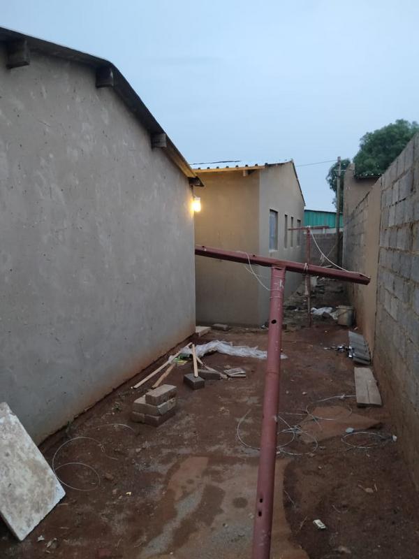 2 Bedroom Property for Sale in Lehae Gauteng