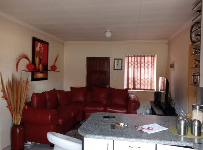 3 Bedroom Property for Sale in Golden Gardens Gauteng
