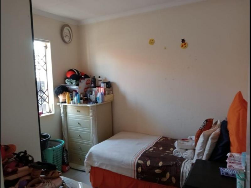 3 Bedroom Property for Sale in Golden Gardens Gauteng