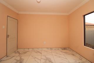 3 Bedroom Property for Sale in Golden Gardens Gauteng