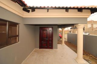 3 Bedroom Property for Sale in Golden Gardens Gauteng
