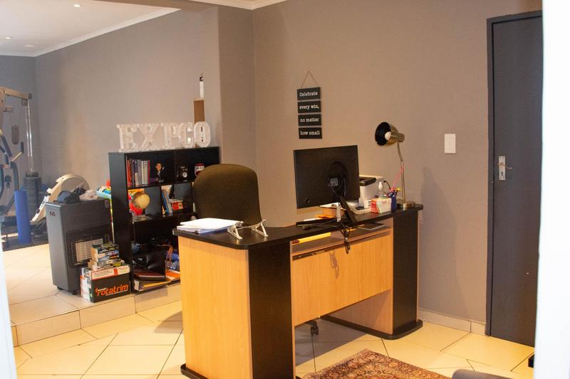 4 Bedroom Property for Sale in Quellerina Gauteng
