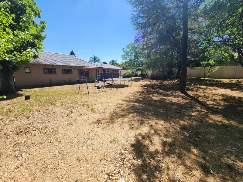 3 Bedroom Property for Sale in Sunninghill Gauteng