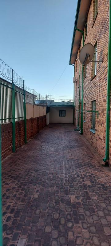 To Let 3 Bedroom Property for Rent in Laudium Gauteng