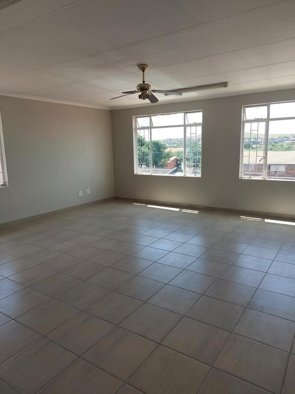 To Let 3 Bedroom Property for Rent in Laudium Gauteng