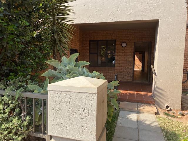 2 Bedroom Property for Sale in Newlands Gauteng
