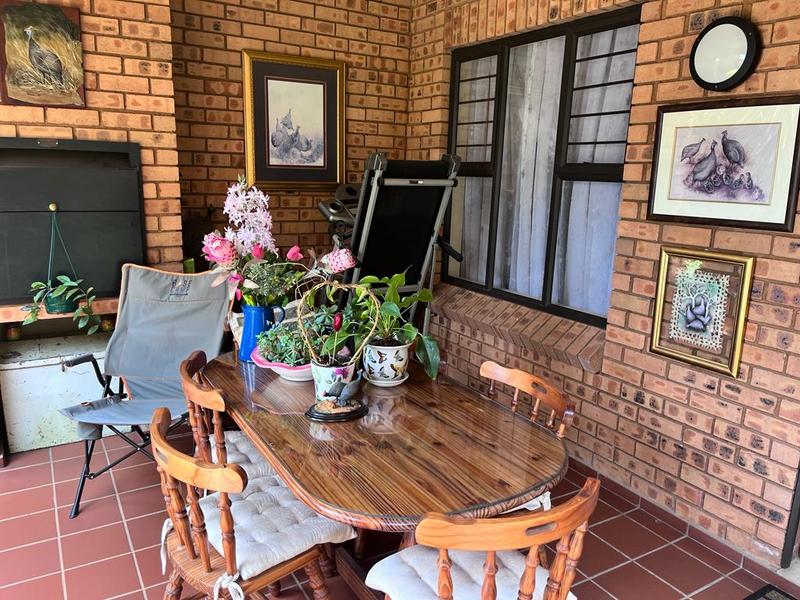 2 Bedroom Property for Sale in Newlands Gauteng