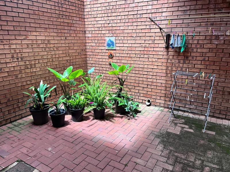 2 Bedroom Property for Sale in Newlands Gauteng
