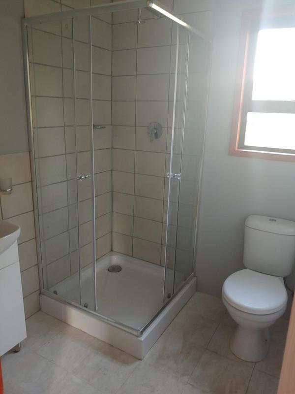 2 Bedroom Property for Sale in Muldersdrift Gauteng
