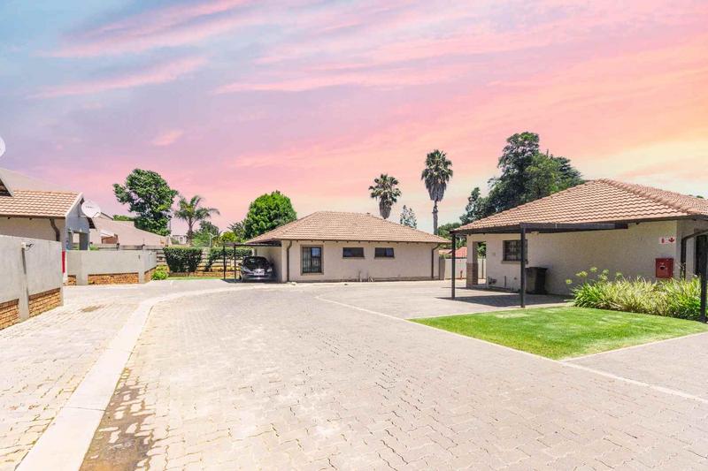 2 Bedroom Property for Sale in Bedfordview Gauteng