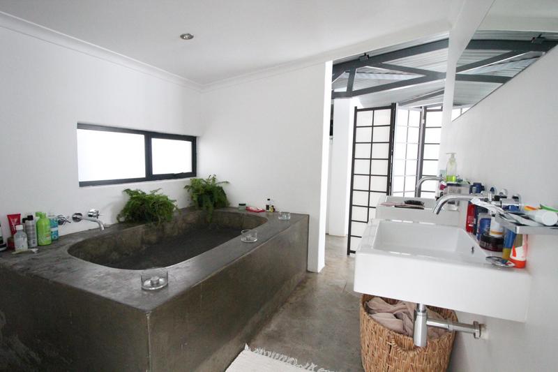 3 Bedroom Property for Sale in Braamfontein Gauteng
