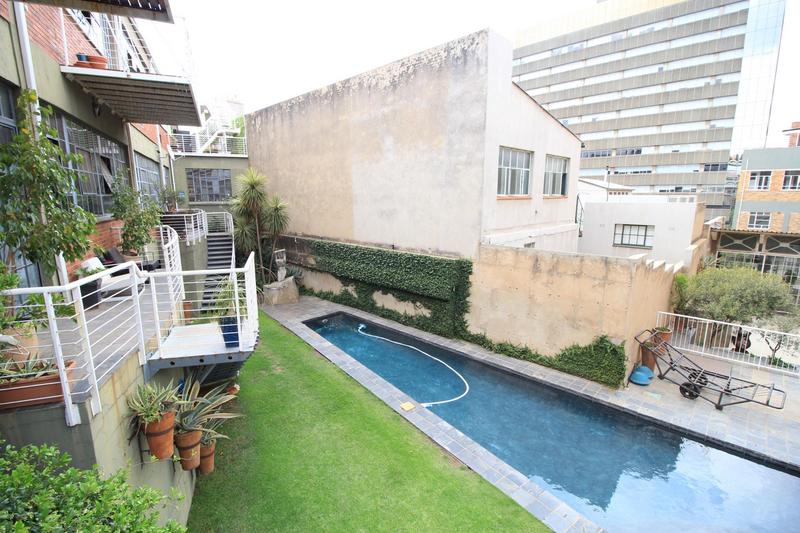 2 Bedroom Property for Sale in Milpark Gauteng