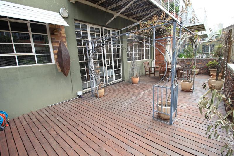 2 Bedroom Property for Sale in Milpark Gauteng