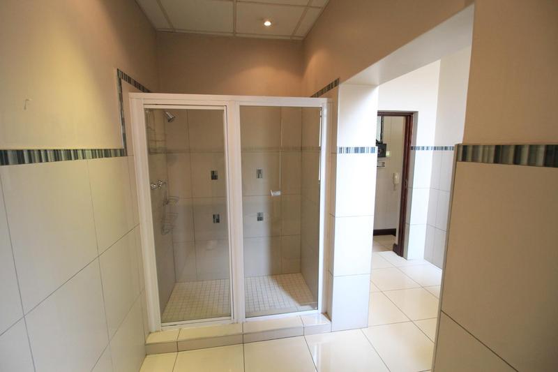 2 Bedroom Property for Sale in Milpark Gauteng