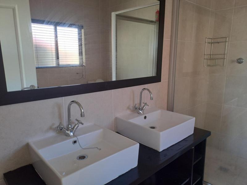 To Let 3 Bedroom Property for Rent in Solheim Gauteng