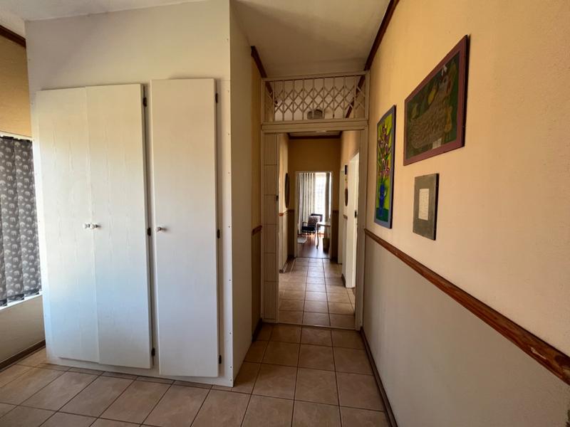 4 Bedroom Property for Sale in Lisdogan Park Gauteng