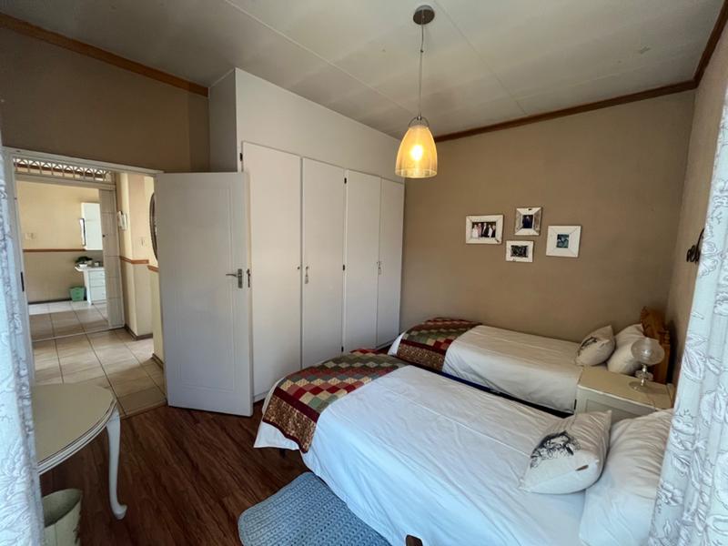 4 Bedroom Property for Sale in Lisdogan Park Gauteng