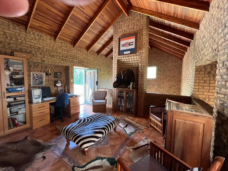 4 Bedroom Property for Sale in Lisdogan Park Gauteng