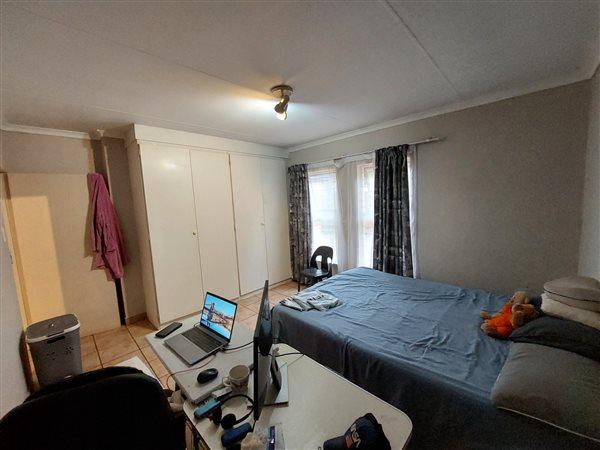 To Let 2 Bedroom Property for Rent in Die Hoewes Gauteng