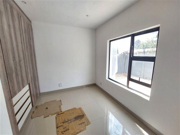 To Let 3 Bedroom Property for Rent in Erasmia Gauteng