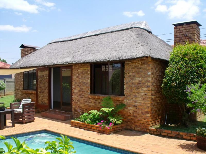 4 Bedroom Property for Sale in Van Riebeeck Park Gauteng