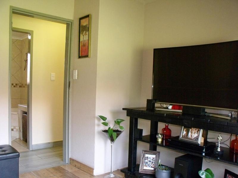 4 Bedroom Property for Sale in Van Riebeeck Park Gauteng