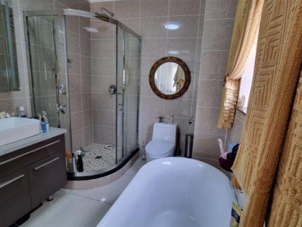 3 Bedroom Property for Sale in Carlswald Gauteng