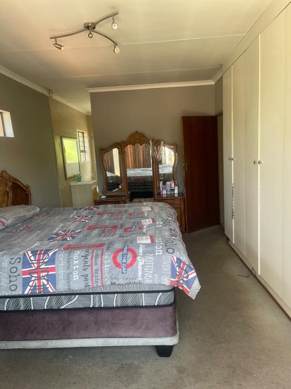 3 Bedroom Property for Sale in Country View Gauteng