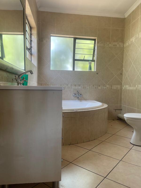 3 Bedroom Property for Sale in Country View Gauteng