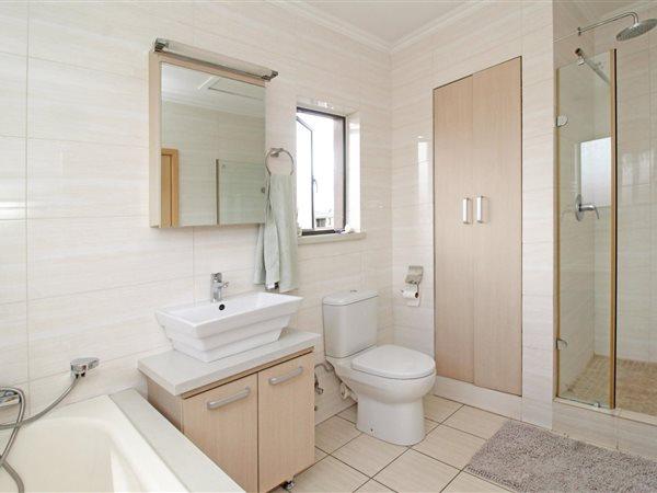 2 Bedroom Property for Sale in Halfway Gardens Gauteng