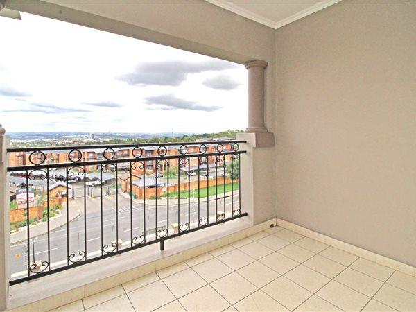 2 Bedroom Property for Sale in Halfway Gardens Gauteng