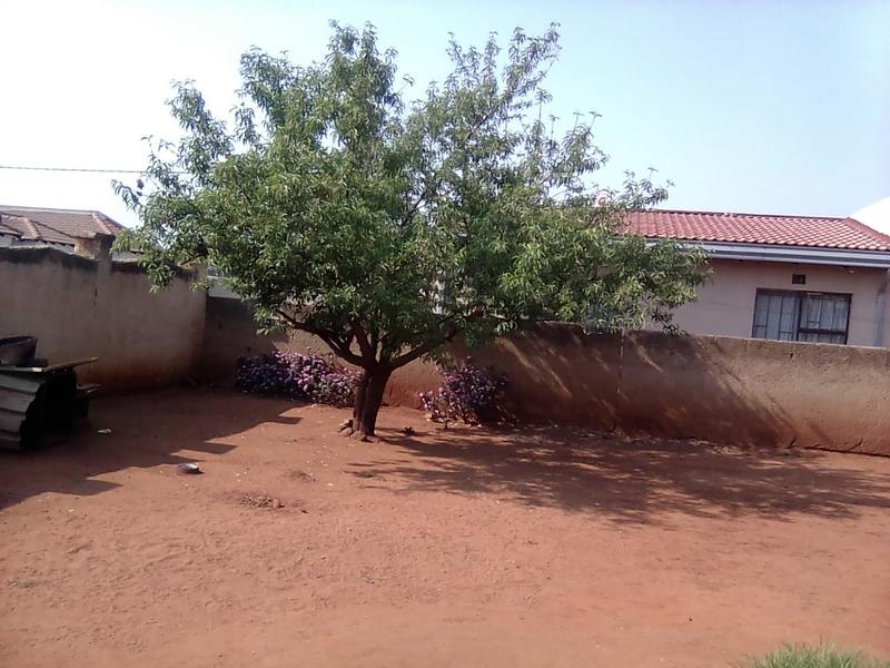 2 Bedroom Property for Sale in Katlehong South Gauteng