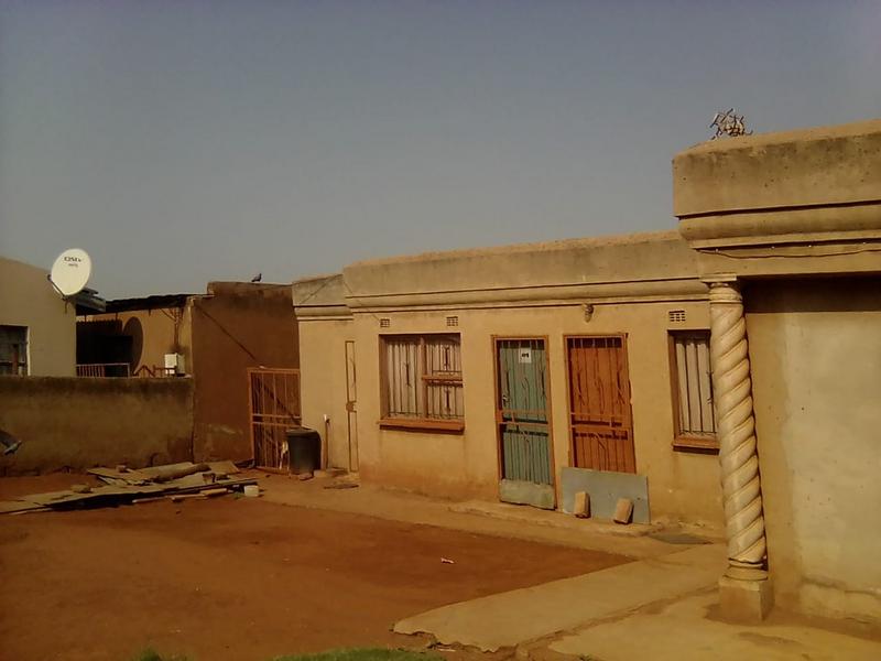 2 Bedroom Property for Sale in Katlehong South Gauteng