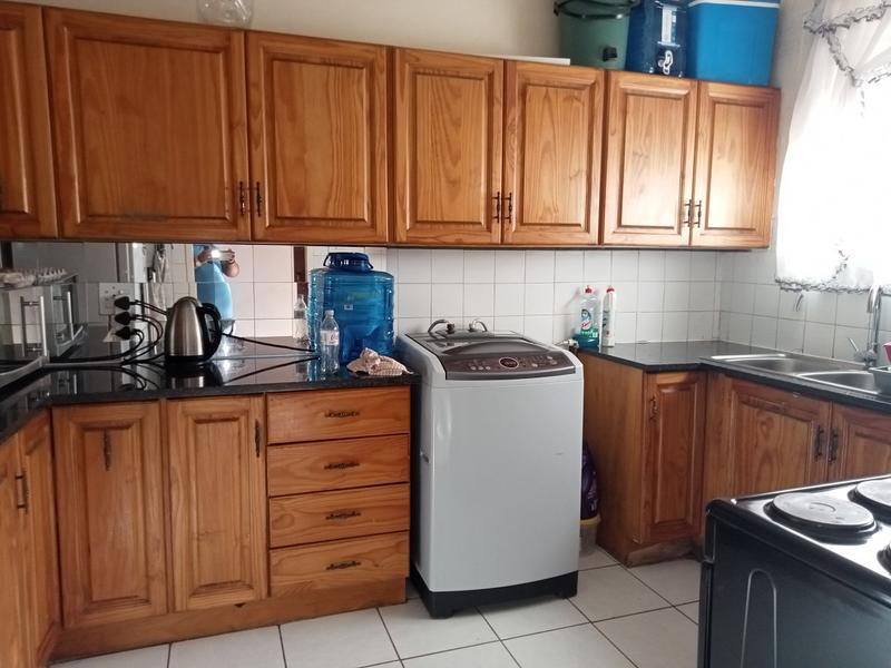 100 Bedroom Property for Sale in Vanderbijlpark CW Gauteng