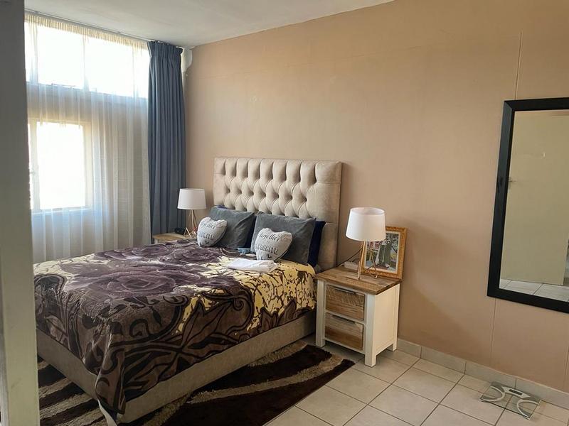 1 Bedroom Property for Sale in Sunnyside Gauteng