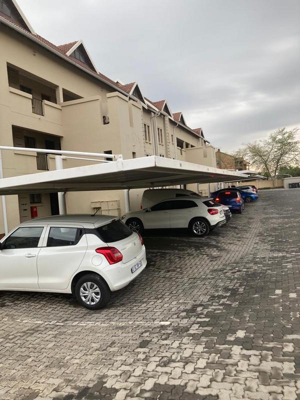2 Bedroom Property for Sale in Kosmosdal Gauteng