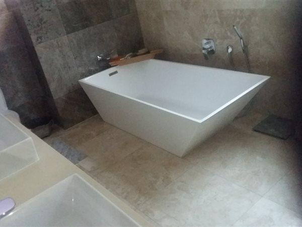 4 Bedroom Property for Sale in Birdhaven Gauteng