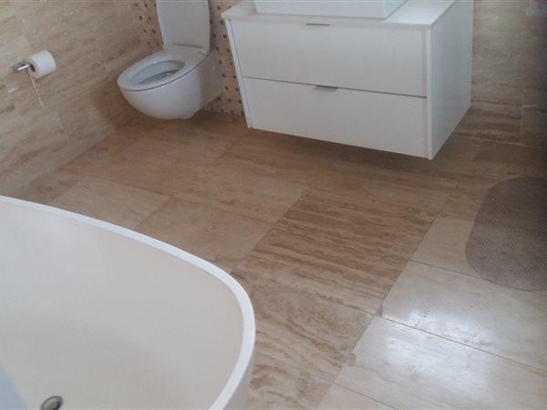 4 Bedroom Property for Sale in Birdhaven Gauteng