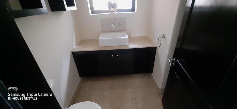 To Let 2 Bedroom Property for Rent in Houghton Estate Gauteng