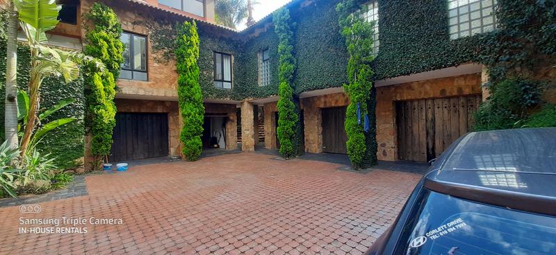 To Let 2 Bedroom Property for Rent in Houghton Estate Gauteng