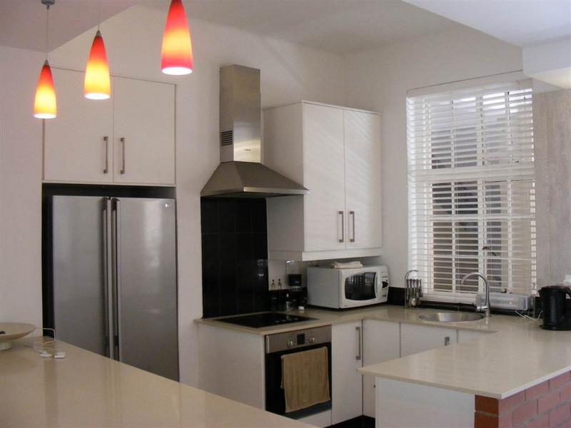 To Let 2 Bedroom Property for Rent in Killarney Gauteng