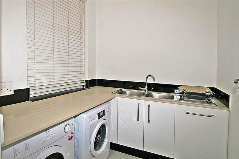 To Let 2 Bedroom Property for Rent in Killarney Gauteng