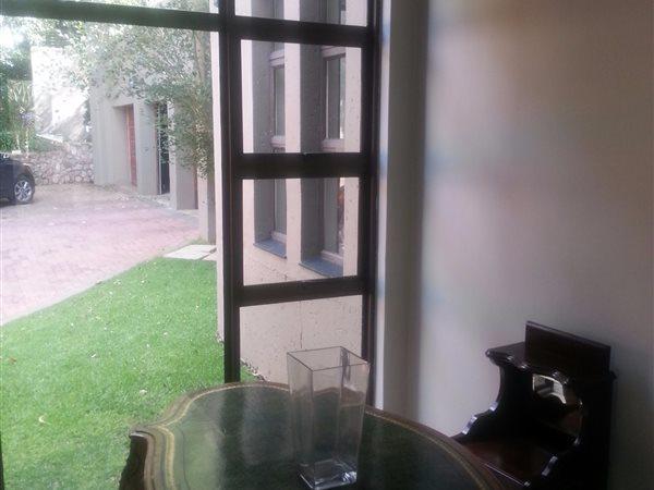 To Let 8 Bedroom Property for Rent in Melrose Gauteng